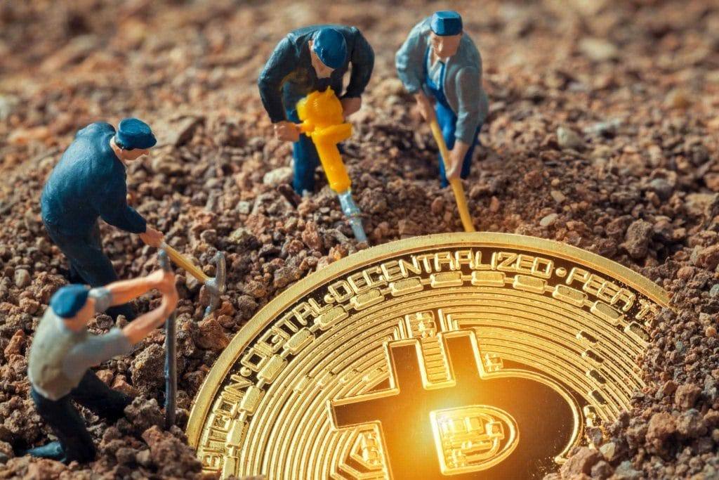 Tendencias Futuras en la Dificultad de Minería